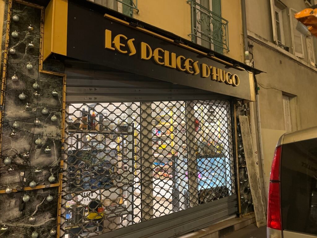 Serrurier-Locksmith® Paris Dépannage Nuit Rideau Métallique Paris 75009 