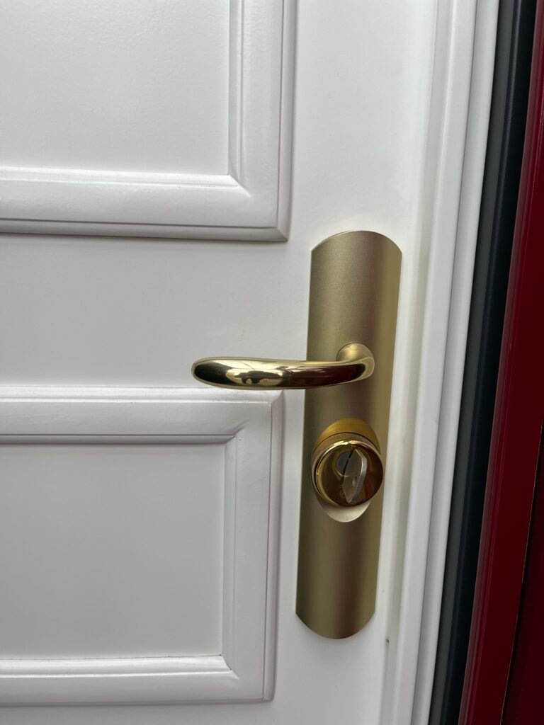 Guide Expert : Tout Savoir sur les Portes Blindées - Types, Résistance et Certification A2P