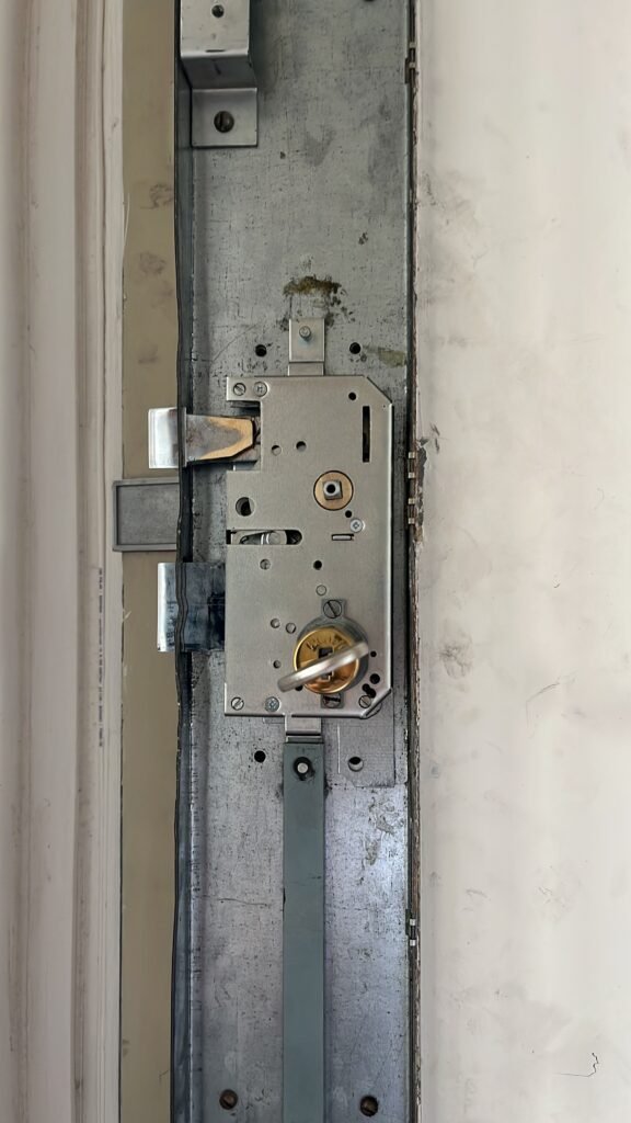 Serrurier Versailles 78000 Urgence & dépannage 24/7