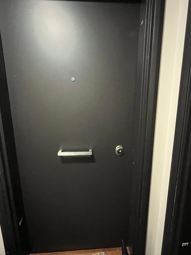 Serrurier à Bordeaux : Geoffrey Bacci, l'Artisan qui Sécurise Votre Quotidien